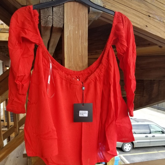 SALE! Last One Floral Embroidered Off Shoulder Top - Picture 7 of 8